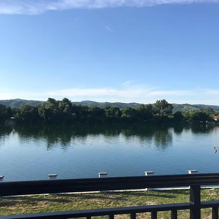 Lejka Srebrno Jezero